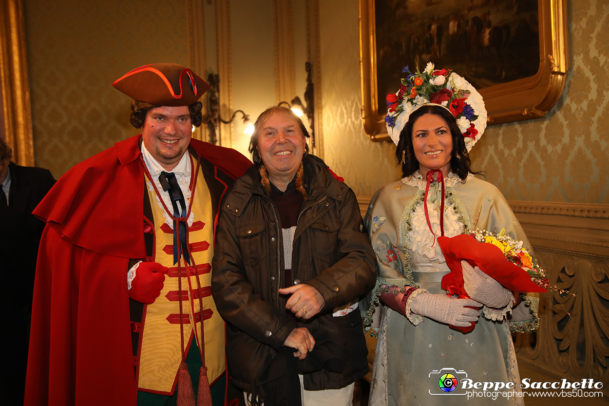 VBS_3716 - Investitura Ufficiale Gianduja e Giacometta Famija Turineisa - Carnevale di Torino 2024.jpg